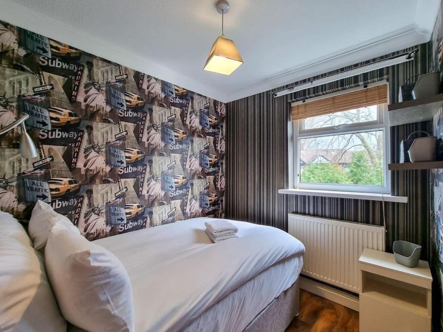 Stunning Family Home Close To The City Centre แมนเชสเตอร์ ภายนอก รูปภาพ