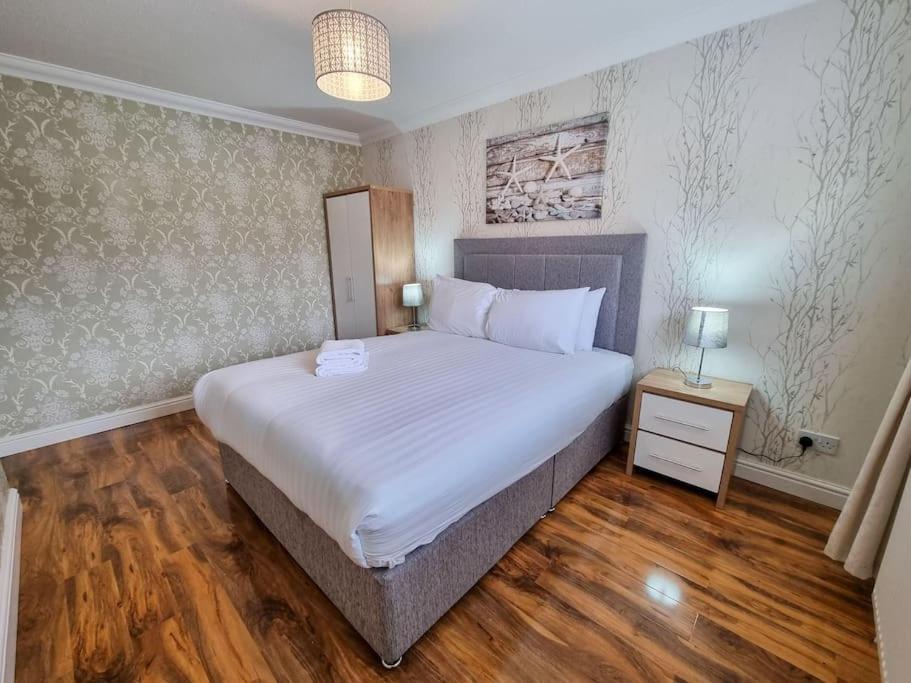 Stunning Family Home Close To The City Centre แมนเชสเตอร์ ภายนอก รูปภาพ