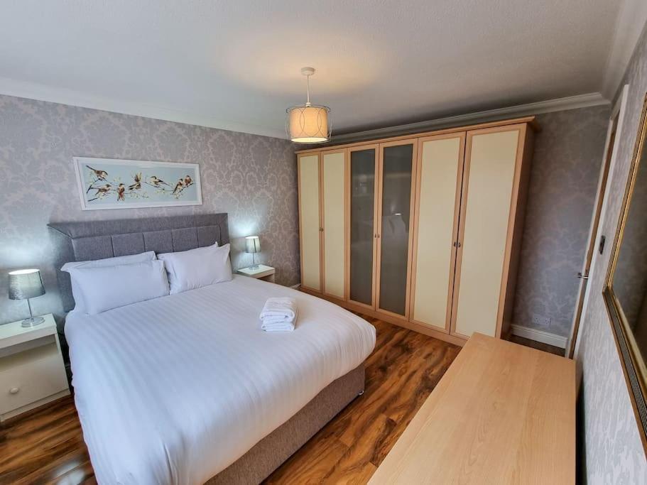 Stunning Family Home Close To The City Centre แมนเชสเตอร์ ภายนอก รูปภาพ