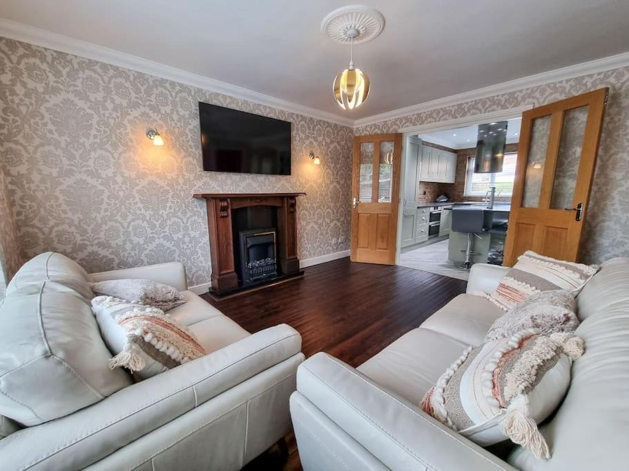 Stunning Family Home Close To The City Centre แมนเชสเตอร์ ภายนอก รูปภาพ